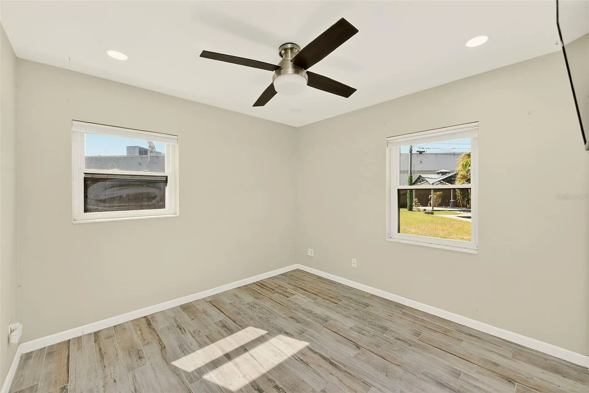 1026 Meadowlawn Drive N St Petersburg FL 33702