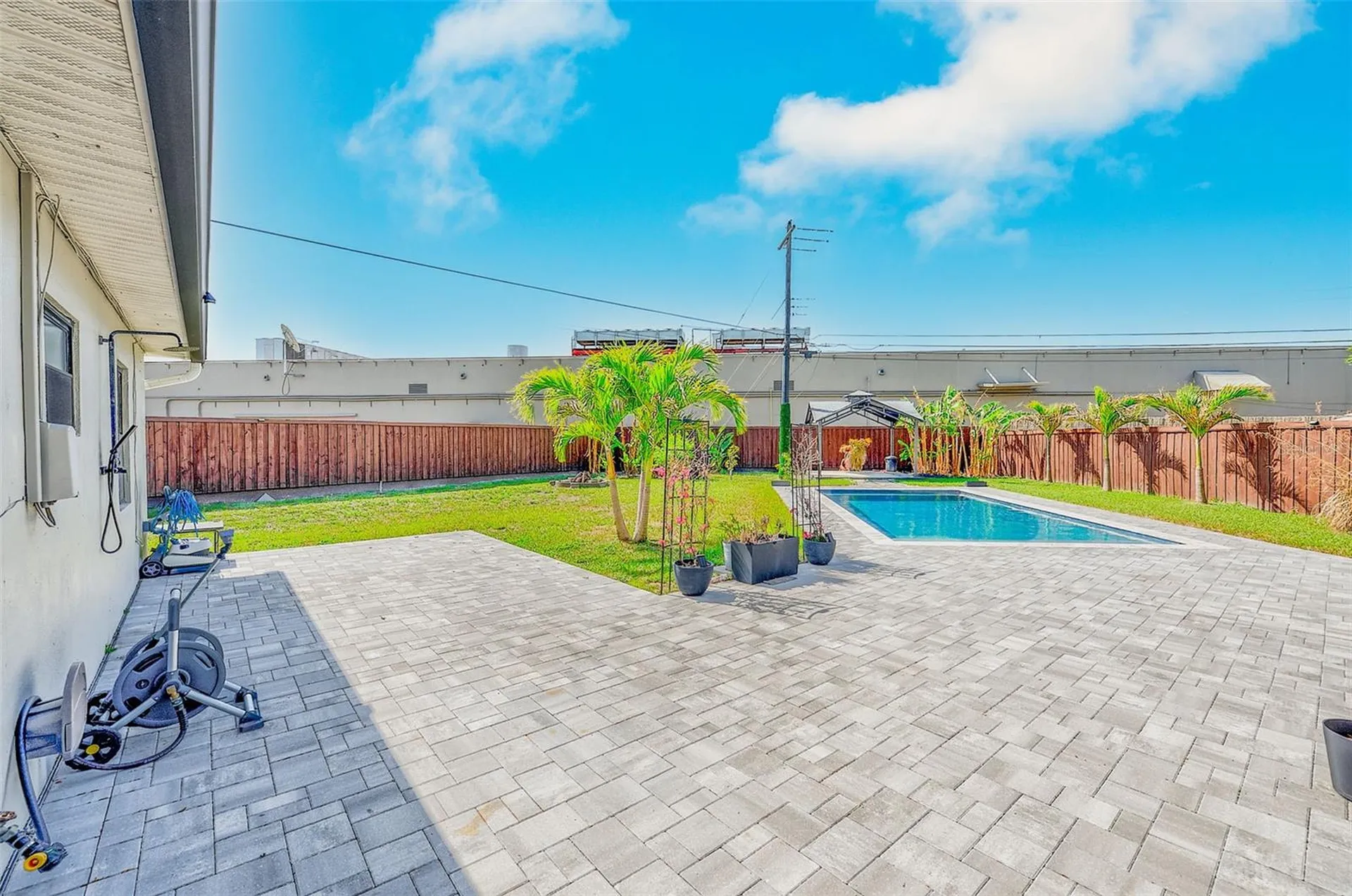 1026 Meadowlawn Drive N St Petersburg FL 33702