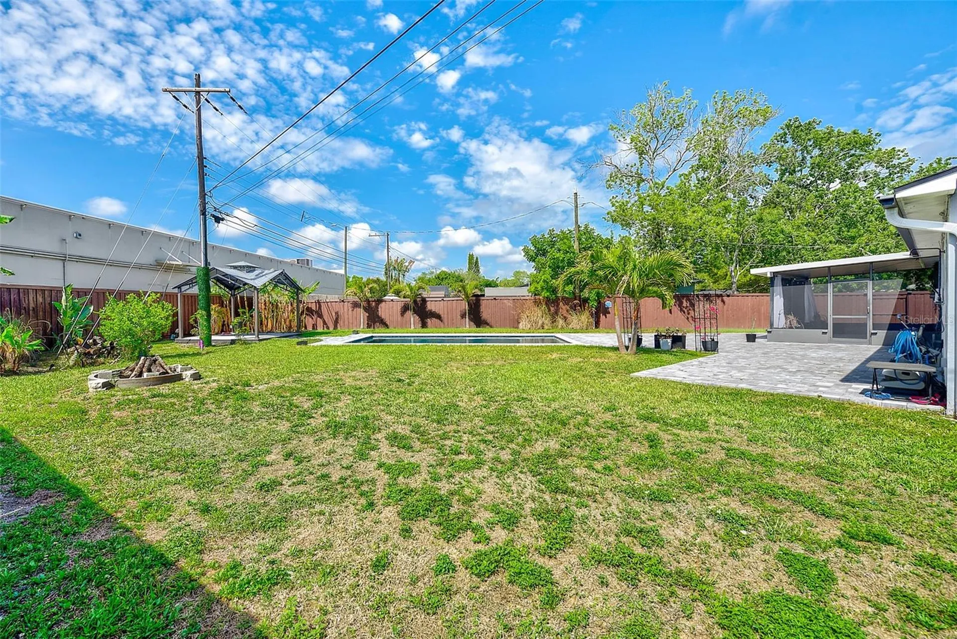 1026 Meadowlawn Drive N St Petersburg FL 33702