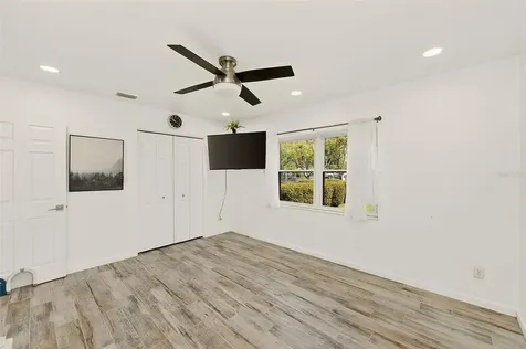 1026 Meadowlawn Drive N St Petersburg FL 33702