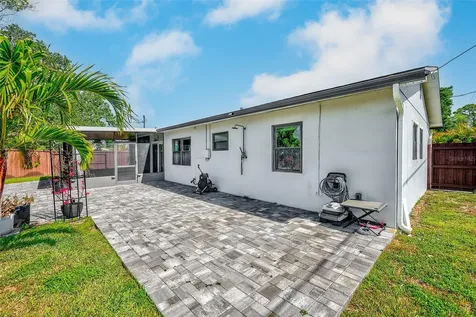 1026 Meadowlawn Drive N St Petersburg FL 33702