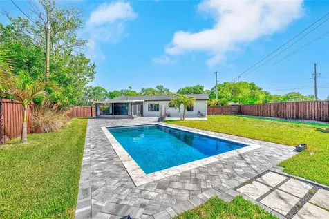 1026 Meadowlawn Drive N St Petersburg FL 33702