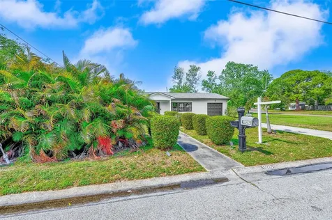 1026 Meadowlawn Drive N St Petersburg FL 33702