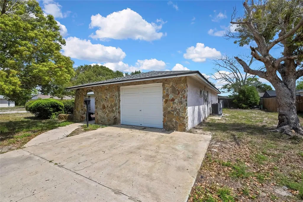 8738 Robilina Road Port Richey FL 34668