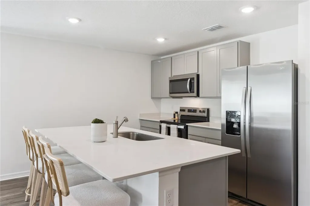 1106 Amber Waves Road Lake Wales FL 33859