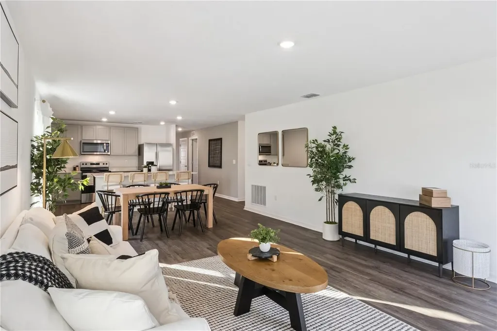 1106 Amber Waves Road Lake Wales FL 33859