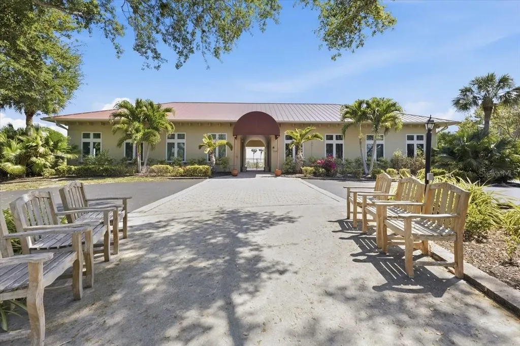 10045 Links Lane Rotonda West FL 33947