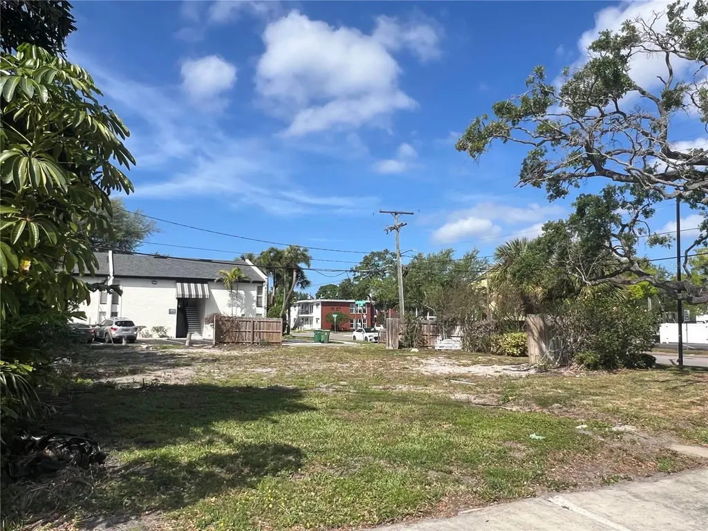 404 E Davis Boulevard Tampa FL 33606