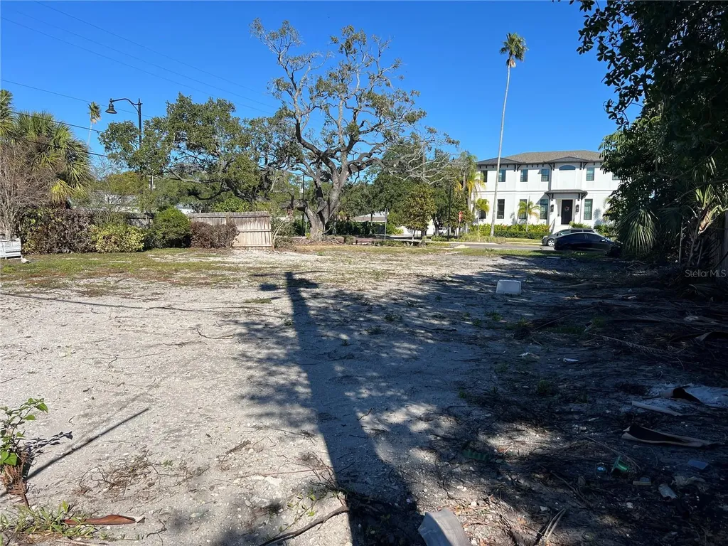 404 E Davis Boulevard Tampa FL 33606