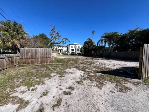 404 E Davis Boulevard Tampa FL 33606