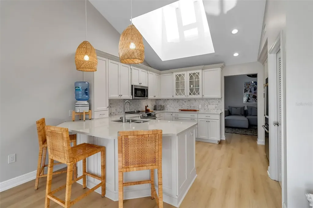 2341 Harbour Oaks Drive Longboat Key FL 34228