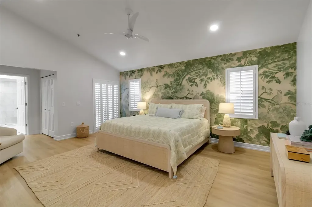 2341 Harbour Oaks Drive Longboat Key FL 34228