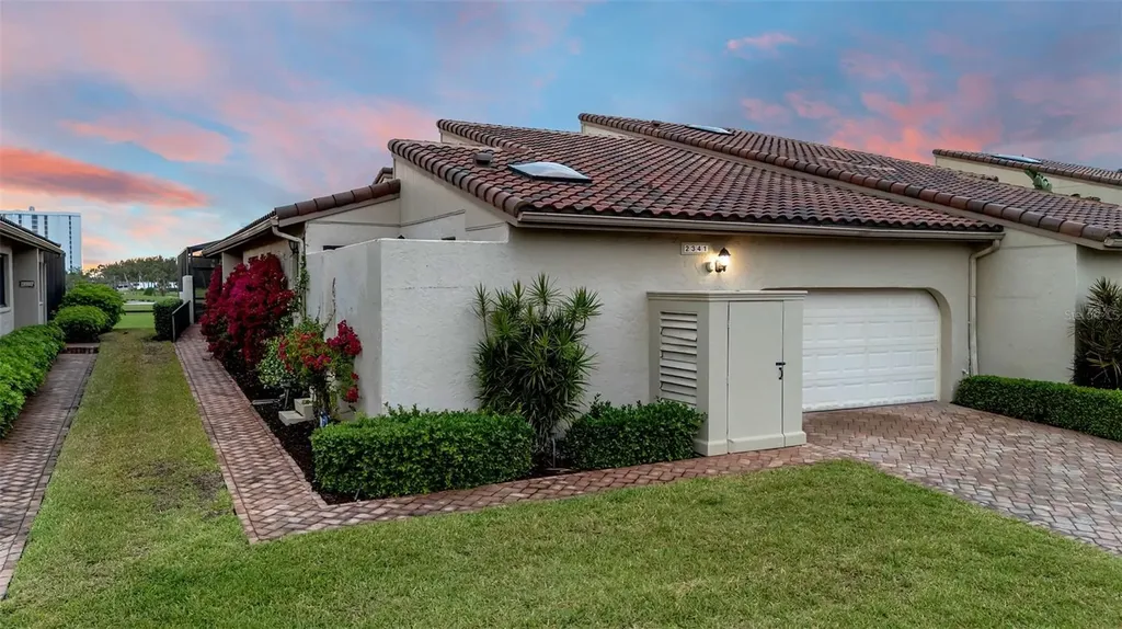 2341 Harbour Oaks Drive Longboat Key FL 34228