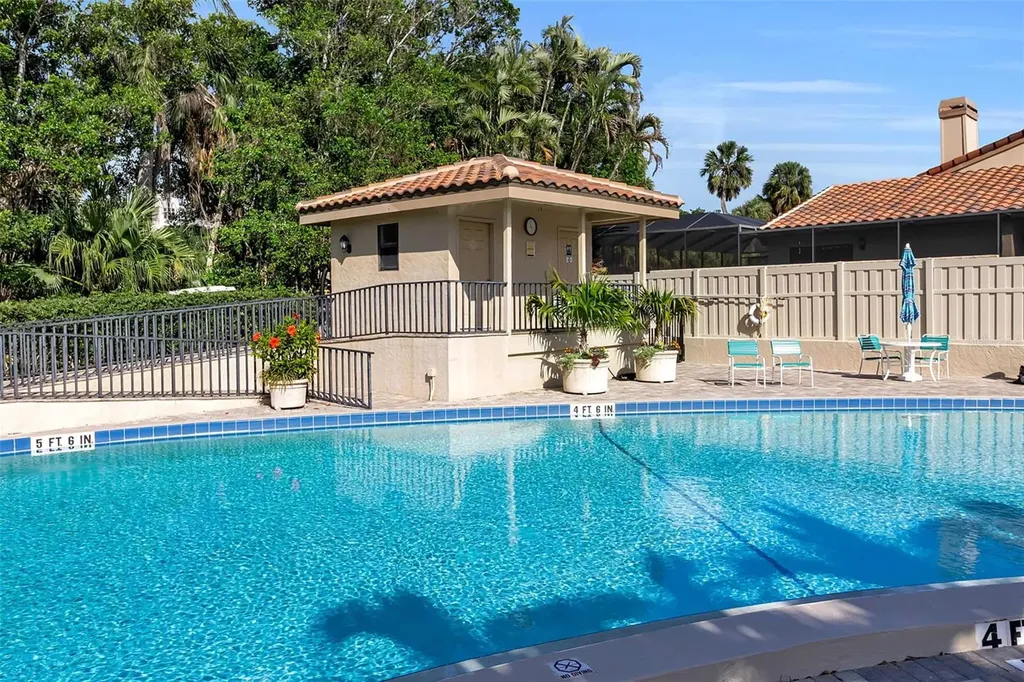 2341 Harbour Oaks Drive Longboat Key FL 34228