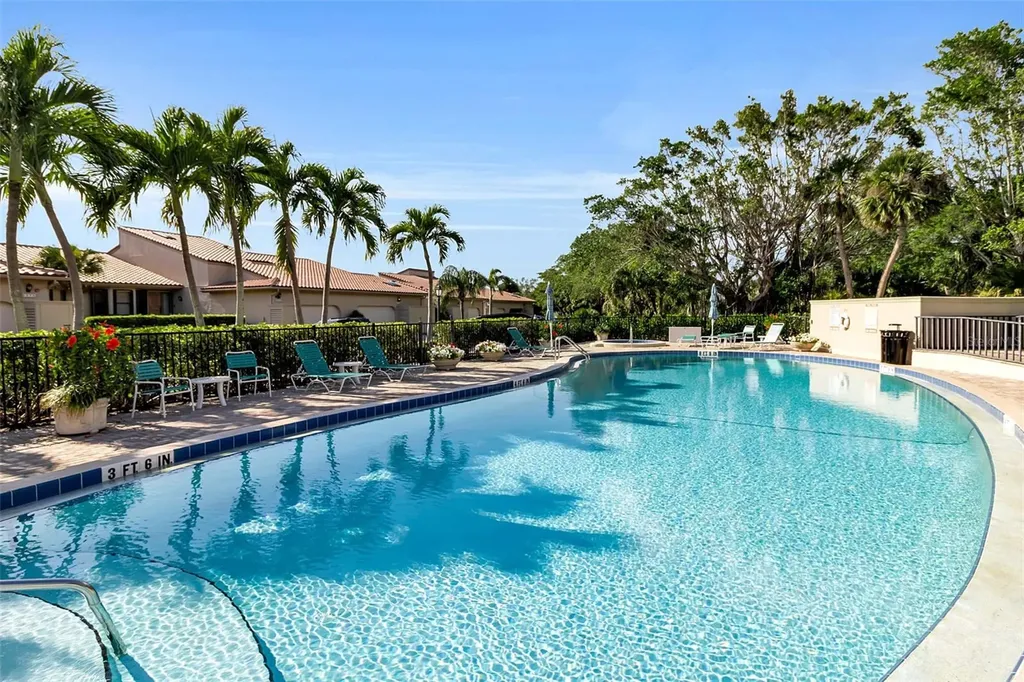 2341 Harbour Oaks Drive Longboat Key FL 34228