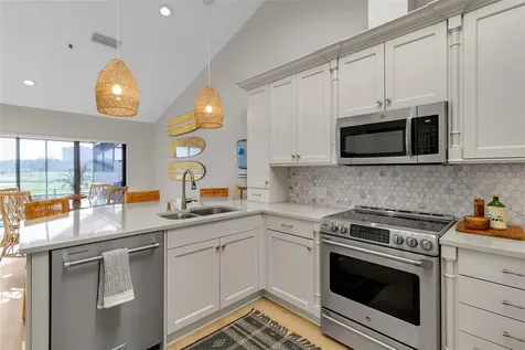 2341 Harbour Oaks Drive Longboat Key FL 34228