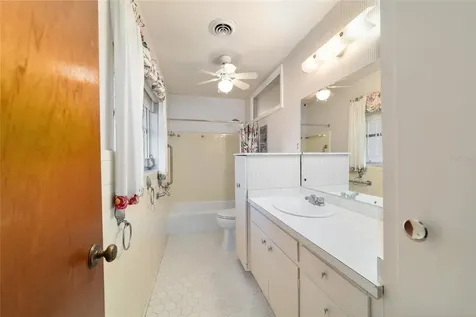 1904 NW 14th Street Ocala FL 34475