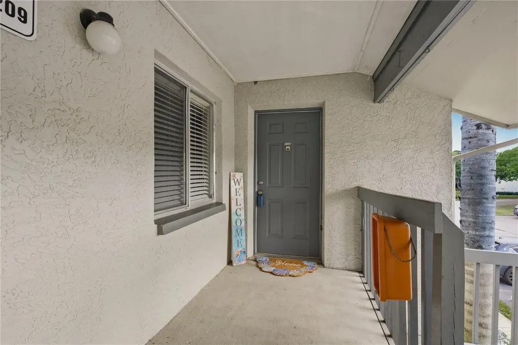 11201 122nd Avenue Largo FL 33778