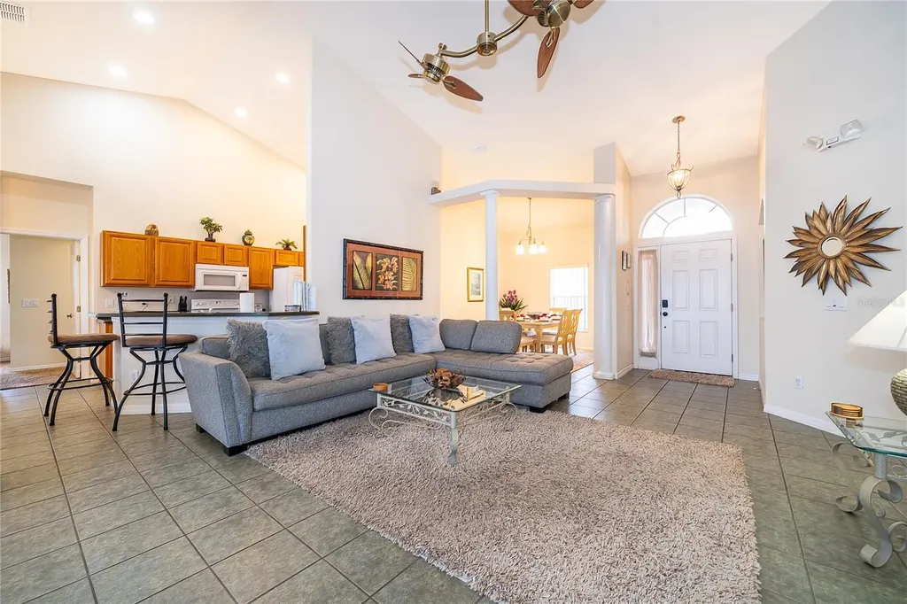 569 Burford Circle Davenport FL 33896