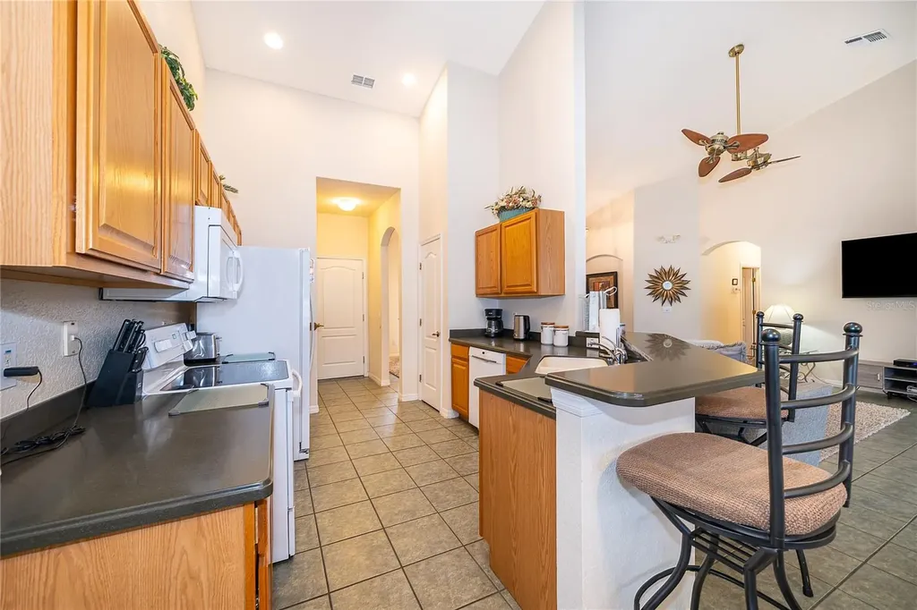 569 Burford Circle Davenport FL 33896