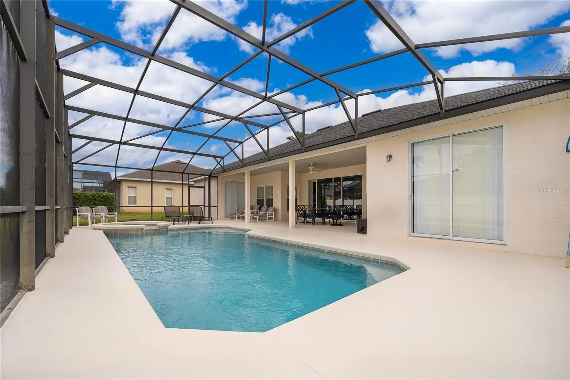 569 Burford Circle Davenport FL 33896