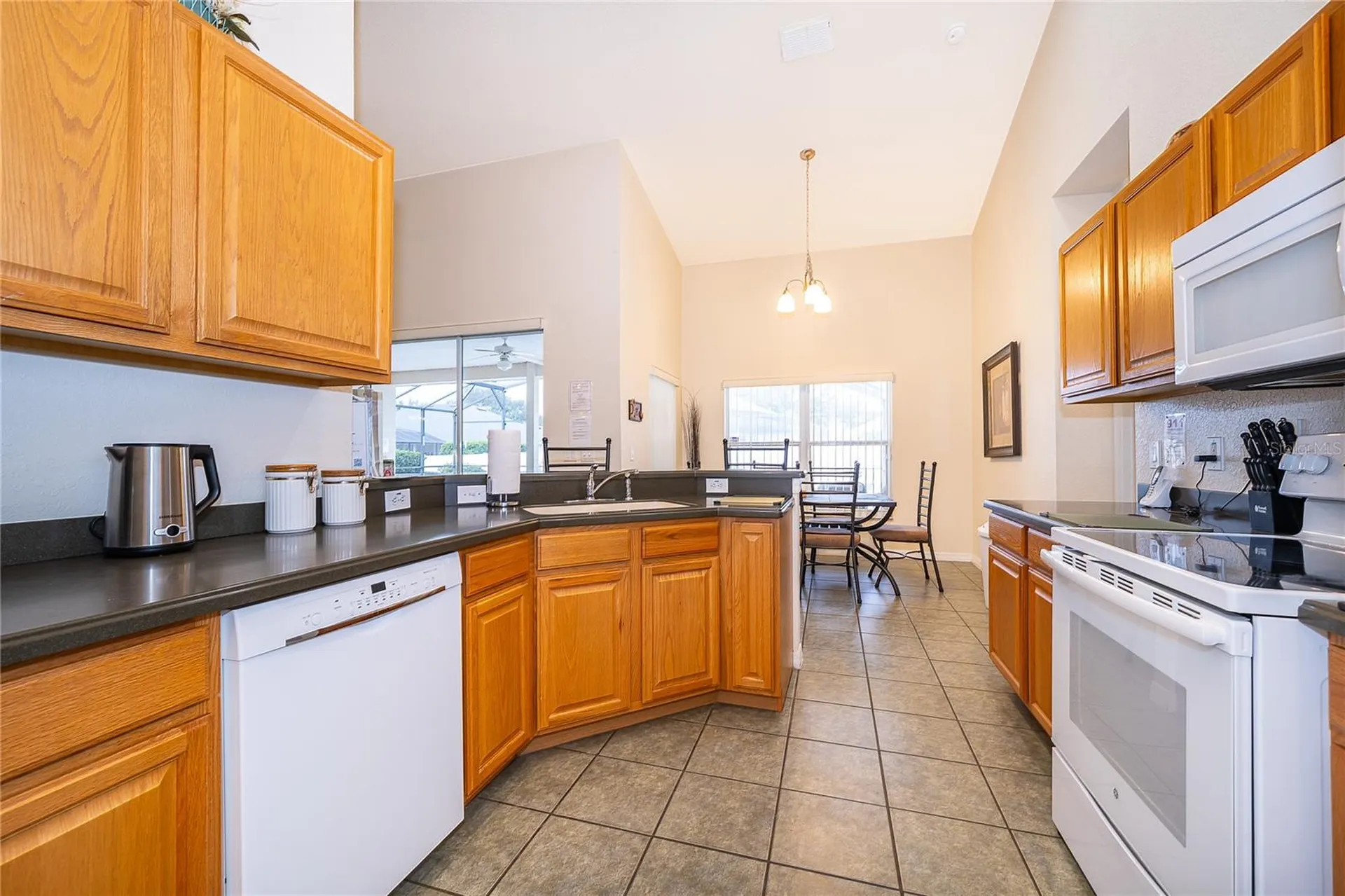 569 Burford Circle Davenport FL 33896