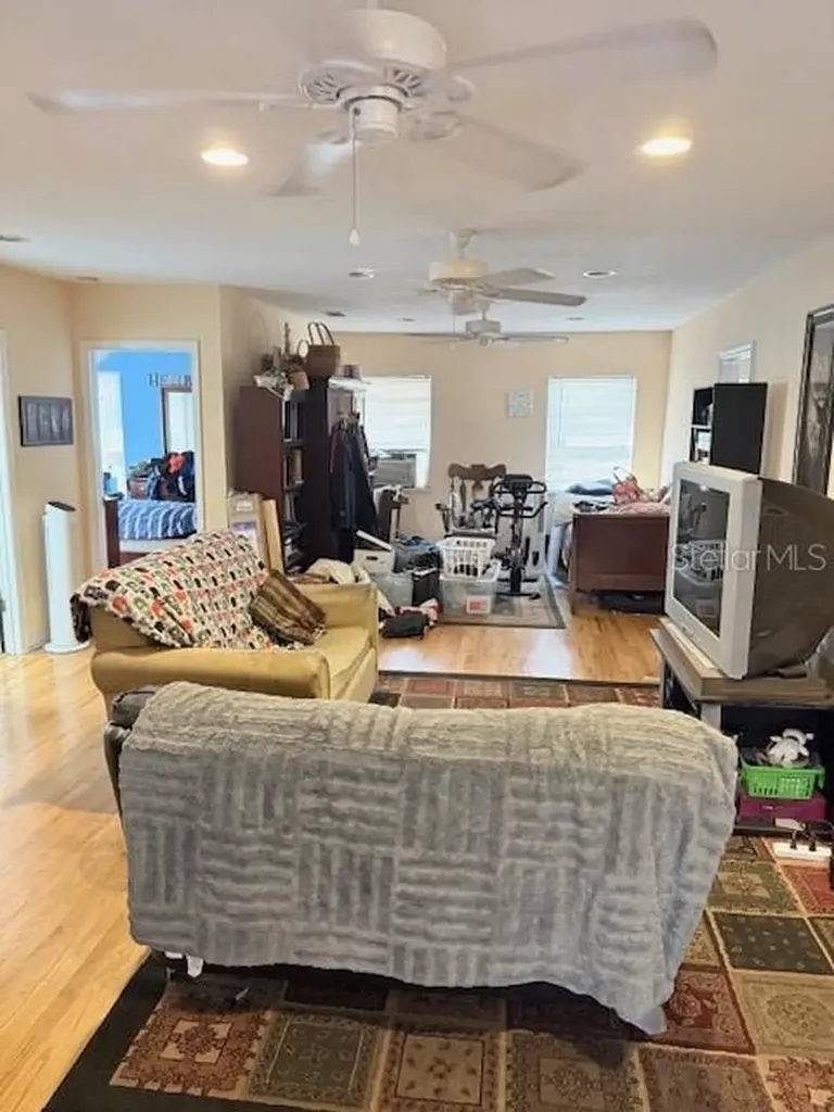 212 S Bradford Avenue Tampa FL 33609