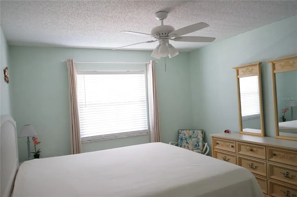 1901 Canterbury Lane Sun City Center FL 33573