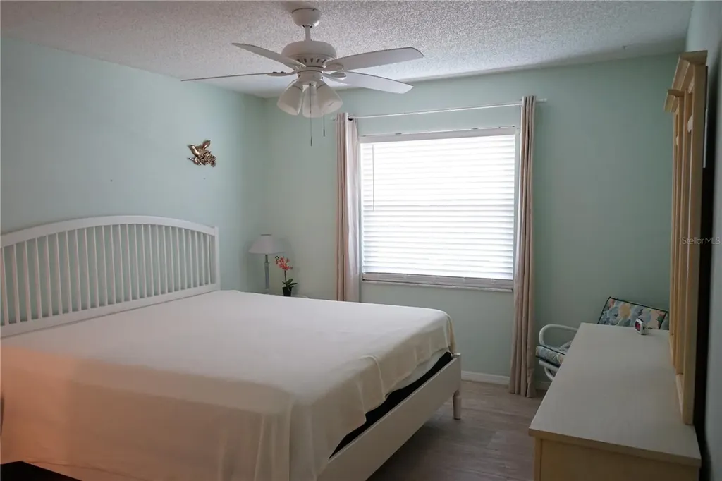 1901 Canterbury Lane Sun City Center FL 33573