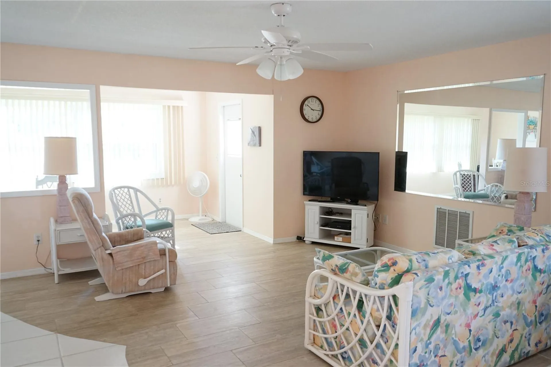 1901 Canterbury Lane Sun City Center FL 33573