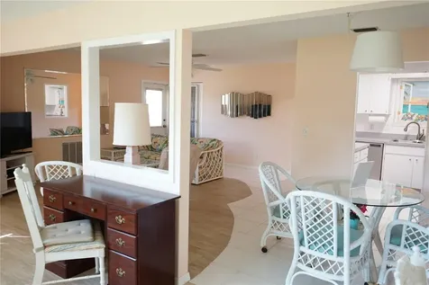 1901 Canterbury Lane Sun City Center FL 33573