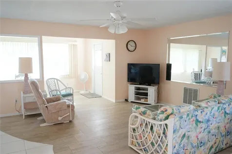 1901 Canterbury Lane Sun City Center FL 33573