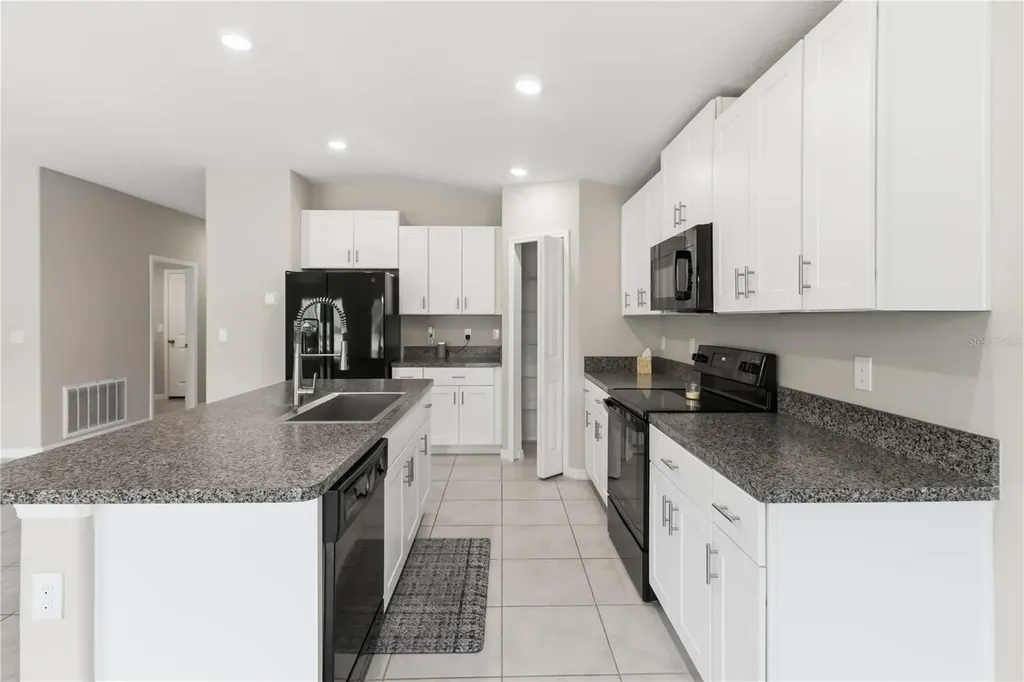 7152 Samuel Ivy Drive Tampa FL 33619