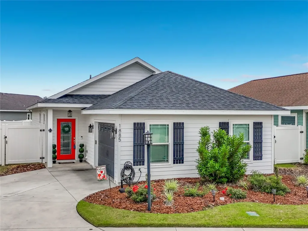 1885 SW 245th Terrace Newberry FL 32669
