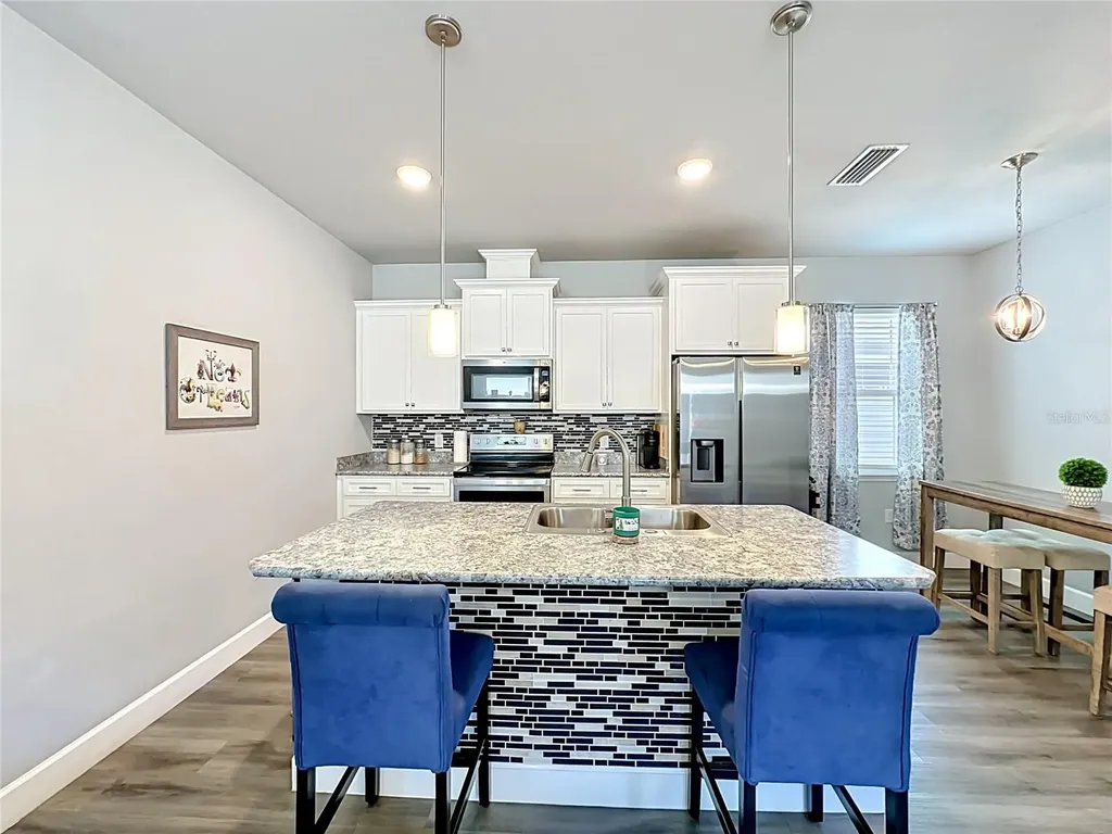 1885 SW 245th Terrace Newberry FL 32669