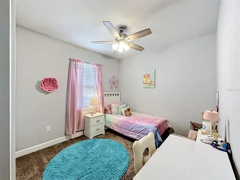 1885 SW 245th Terrace Newberry FL 32669