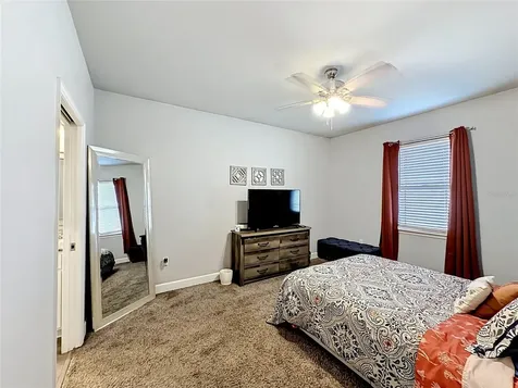 1885 SW 245th Terrace Newberry FL 32669