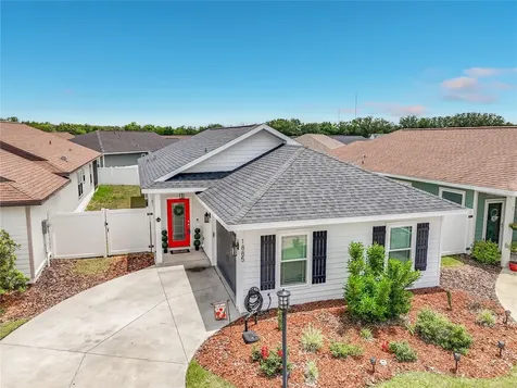 1885 SW 245th Terrace Newberry FL 32669