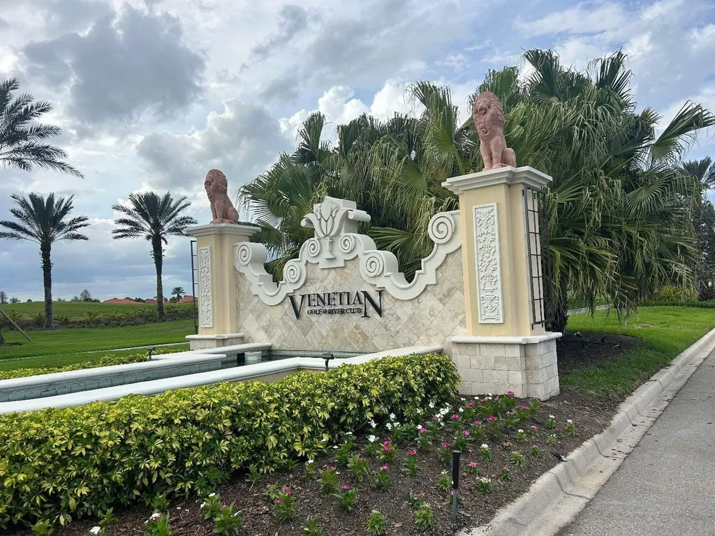 110 Caneletto Way North Venice FL 34275