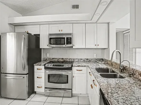 2918 S Semoran Boulevard Orlando FL 32822