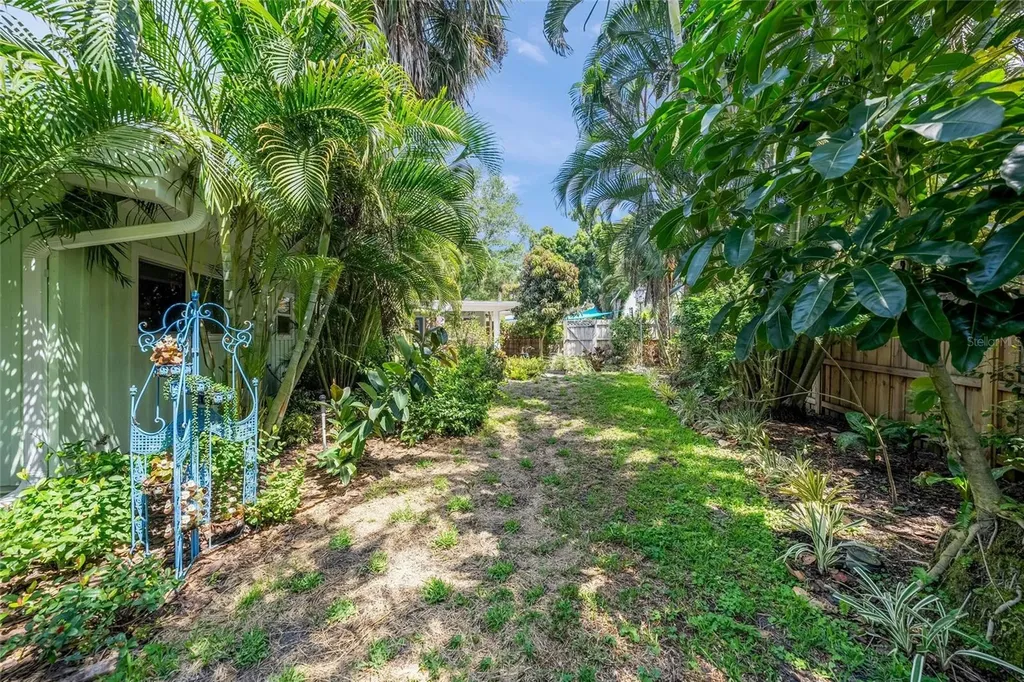 3424 Old Oak Drive Sarasota FL 34239