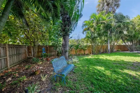 3424 Old Oak Drive Sarasota FL 34239