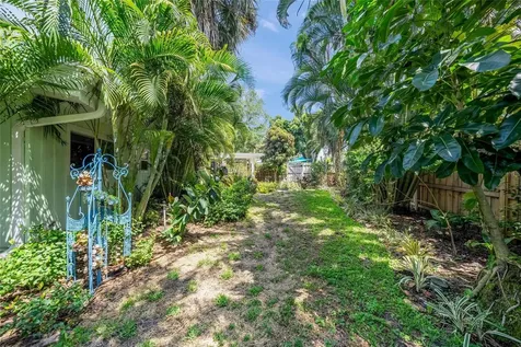 3424 Old Oak Drive Sarasota FL 34239