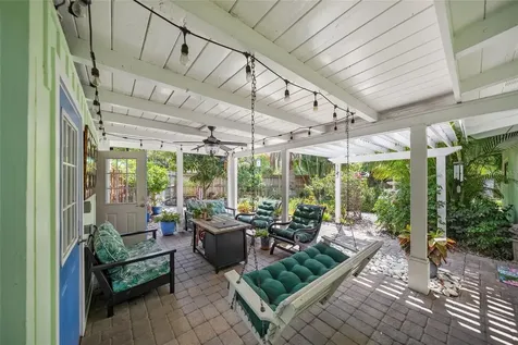 3424 Old Oak Drive Sarasota FL 34239