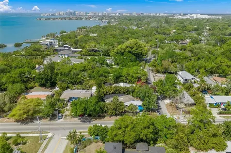 3424 Old Oak Drive Sarasota FL 34239