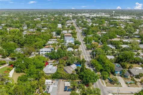 3424 Old Oak Drive Sarasota FL 34239