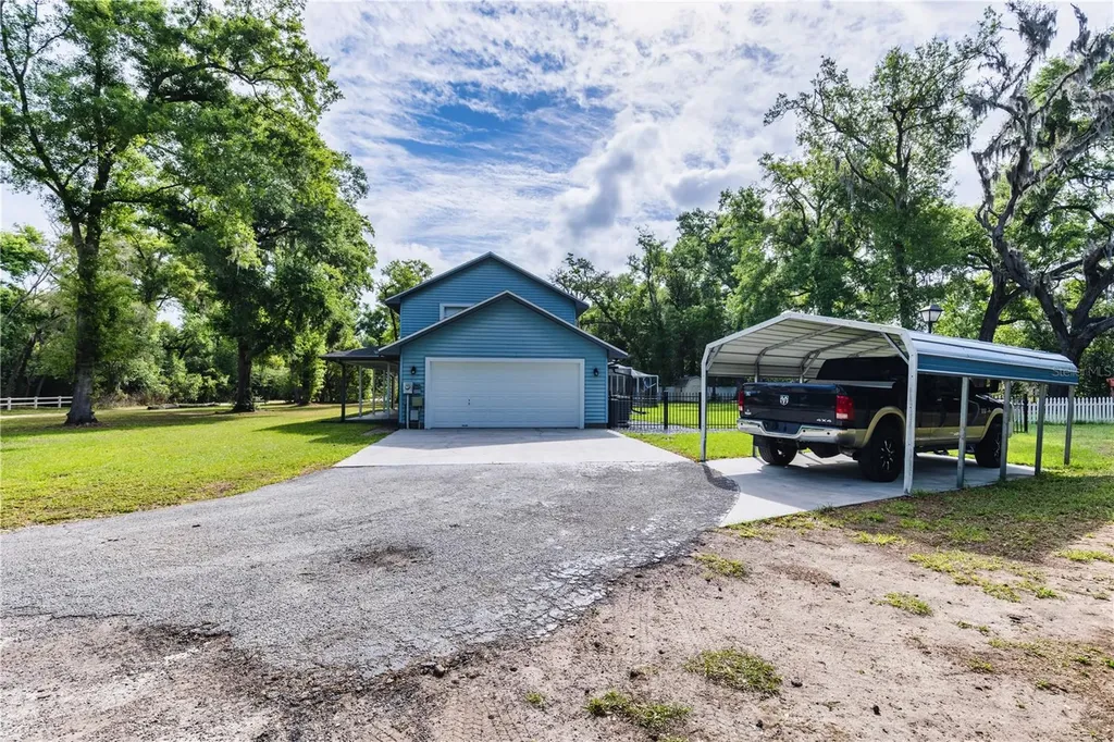 2119 Shady Oaks Drive Valrico FL 33594