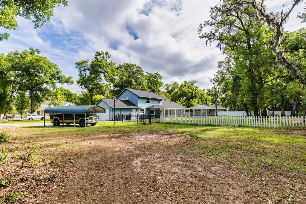 2119 Shady Oaks Drive Valrico FL 33594