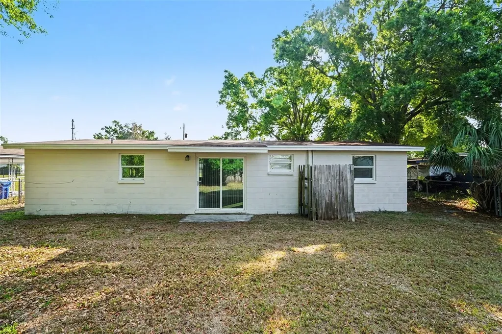4923 S 82nd Street Tampa FL 33619