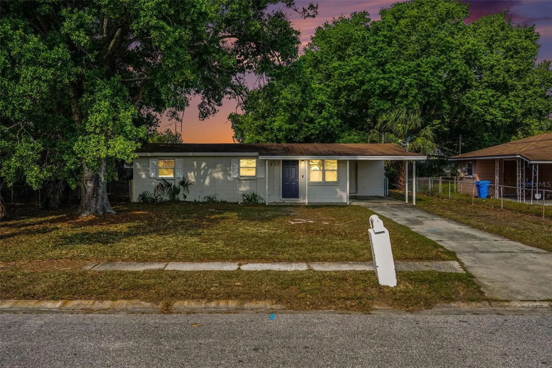 4923 S 82nd Street Tampa FL 33619